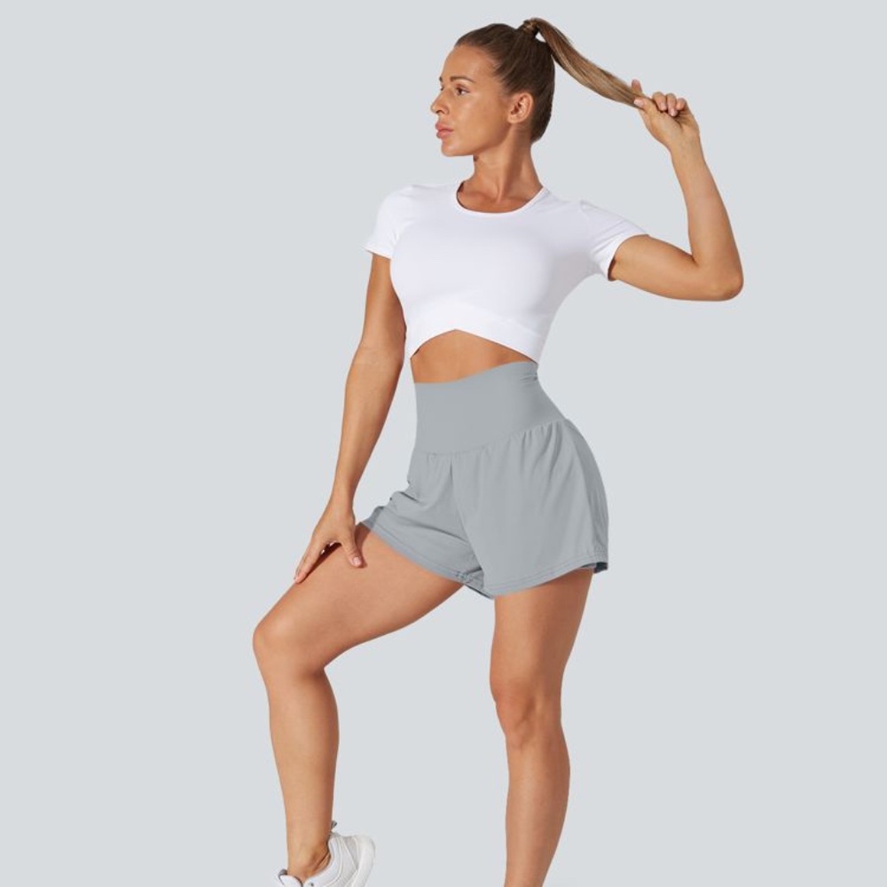 NWT HALARA SoftlyZero™ Airy Super High Waisted Cool Touch Shorts w/ Pockets